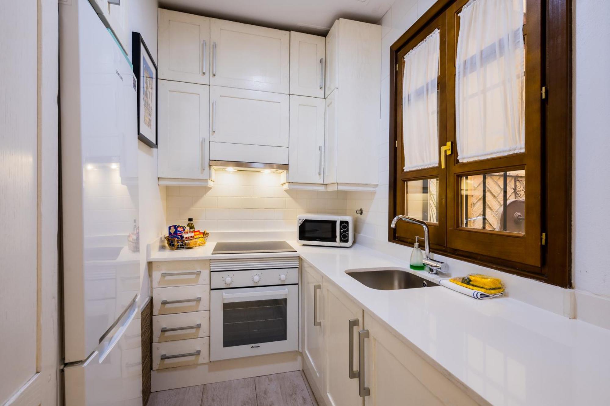 Beautiful And Cozy- 1Bd 1Bth- Arenal Center Apartman Sevilla Kültér fotó