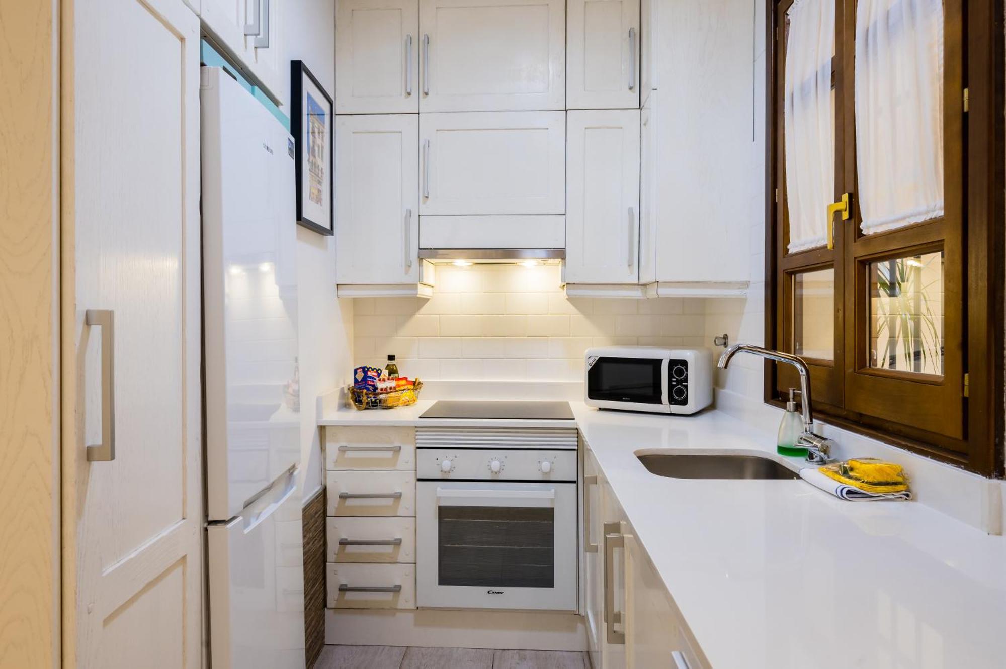 Beautiful And Cozy- 1Bd 1Bth- Arenal Center Apartman Sevilla Kültér fotó